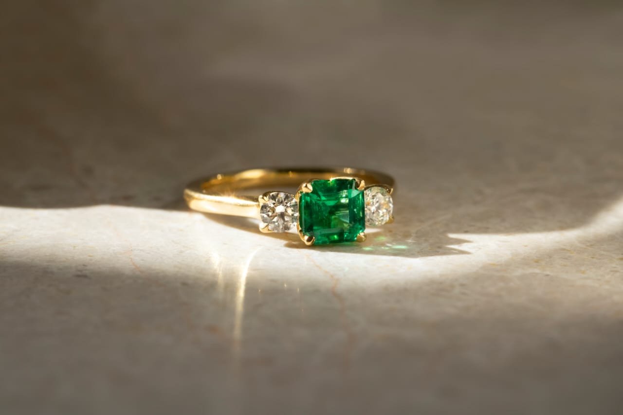 Beyond the Ordinary: The Unique Charm of Engagement Emerald Cut Rings